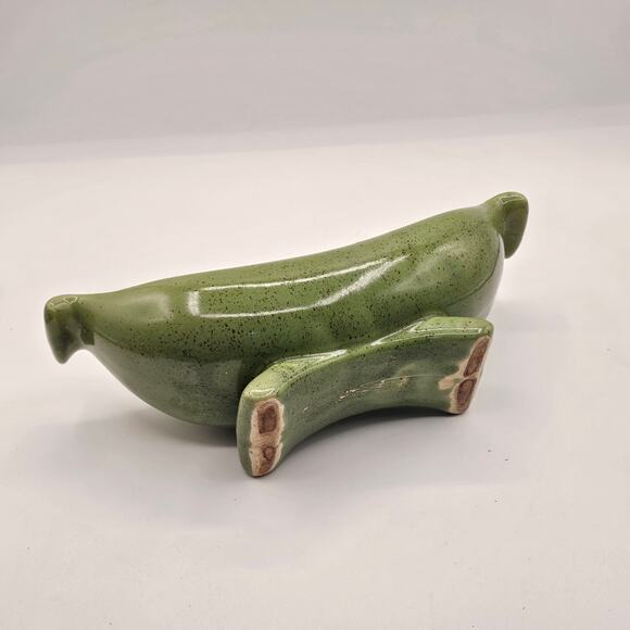 Vintage-Inspired Footed Studio Pottery Bowl - Art Deco Green Speckled Decor - Picture 4 of 9